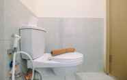 Toilet Kamar 6 Beautiful and Strategic 1BR Meikarta Apartment