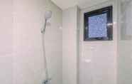 Toilet Kamar 7 Beautiful and Strategic 1BR Meikarta Apartment