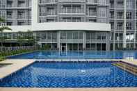 Kolam Renang Cozy and Wonderful 1BR Ciputra International Apartment