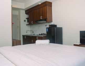 Kamar Tidur 2 Relaxing and Homey Studio Grand Kamala Lagoon Apartment