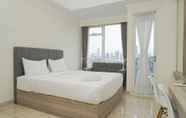 Kamar Tidur 3 Well Appointed Studio at Menteng Park Apartment