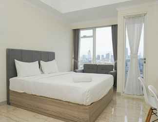 Bilik Tidur 2 Well Appointed Studio at Menteng Park Apartment