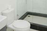 Toilet Kamar Luxurious and Spacious Apartment 2BR Tuscany Residence BSD