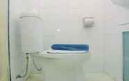 Toilet Kamar 3 Cozy Living with Modern Design 1BR Kebagusan City Apartment