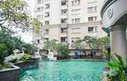 Kolam Renang 3 1BR Queen Bed at Ancol Marina Apartment near Dufan