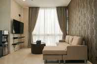 Ruang untuk Umum Comfortable and Beautiful 2BR at The Empyreal Apartment