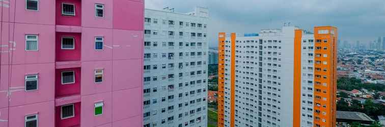 Exterior Trendy Connecting Mall 2BR Green Pramuka Apartment