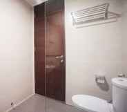 In-room Bathroom 5 Premium 2BR Apartment near Marvell City Mall at The Linden