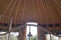 Lobby Looe Yurts