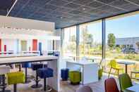 Quầy bar, cafe và phòng lounge ibis budget Montpellier Aeroport Parc Des Expos