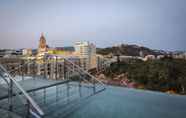 Nearby View and Attractions 4 Only YOU Hotel Malaga