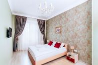 Kamar Tidur Apartments near Train Station