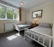 Bedroom 5 3 Bedroom Bungalow Moelfre- Private Garden,parking