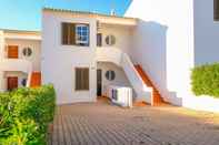 Exterior Immaculate 1-bed Apartment in Albufeira