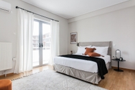 Bedroom Spacious & Airy 1 Bedroom Apartment near HELEXPO