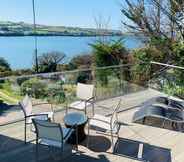 Bedroom 4 The Curlews - On sea Estuary With Hydrotherapy spa