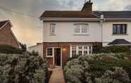 Exterior 4 Littlefields - Stylish Modern Cottage With Large Garden Close to Beach