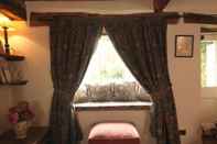 Bedroom Summerhill Cottage Windermere The Lake District