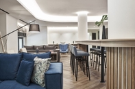 Bar, Kafe dan Lounge NLH MONASTIRAKI - Neighborhood Lifestyle Hotels