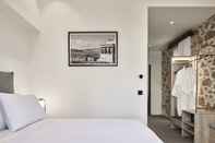 Bedroom NLH MONASTIRAKI - Neighborhood Lifestyle Hotels