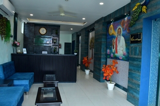 Lobi 4 Click Hotel Yatharth Inn