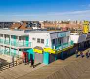 Nearby View and Attractions 4 Boardwalk Sand & Surf Inn Oceanfront