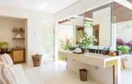 Phòng tắm bên trong 5 Villa Simona Oasis