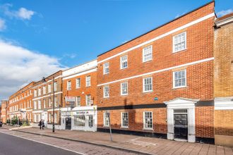 Exterior 4 Celador Apartments - Wellington House