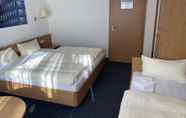 Bedroom 2 Mirage City Hotel Stuttgart