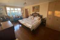 Kamar Tidur 2-bed Apartment in High Wycombe Private Garden