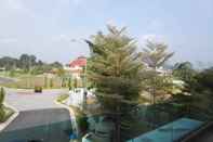 สระว่ายน้ำ Luxury House in Seremban , Negeri Sembilan