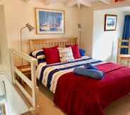 Bedroom 7 Harbour Life Dog Welcoming Yarmouth First Floor Apartment Sleeps 4