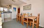 Phòng ngủ 5 Harbour Life Dog Welcoming Yarmouth First Floor Apartment Sleeps 4