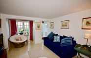 พื้นที่สาธารณะ 3 Mulberry 3 bed Cowes Cottage Solent Views Sleeps 6 Plus Parking