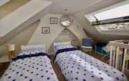 Bilik Tidur 7 Boat House Centrally Located in the Sailing Mecca of Cowes