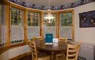 Restaurant 4 Mt Baker Lodging Cabin 25 - Sleeps 6