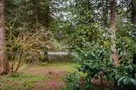 Common Space Mt Baker Lodging Cabin 76 - Sleeps 4