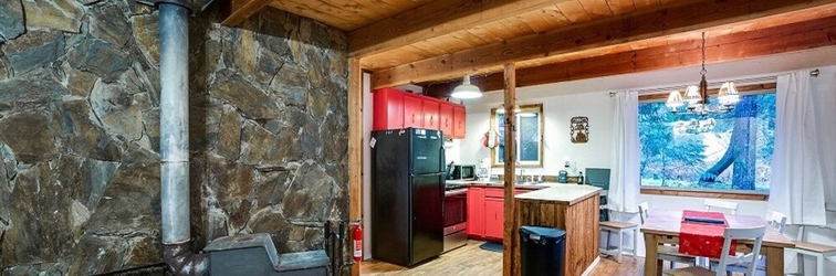 Lobby Mt Baker Lodging Cabin 48 Sleeps 7