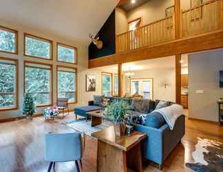 Lobby 2 Mt Baker Lodging Cabin 20 - Sleeps 6