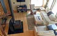 Lobby 3 Mt Baker Lodging Cabin 99 - Sleeps 6