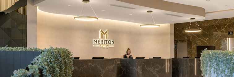 Lobby Meriton Suites Surfers Paradise