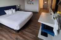 Kamar Tidur Microtel Inn & Suites by Wyndham Milford