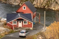 Exterior 6 Person Holiday Home in Brandasund