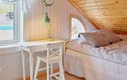 Bedroom 7 7 Person Holiday Home in Grisslehamn