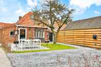 Common Space Luxury Original and Remodeled Mudflat House in Friesland Next to the Wadden sea