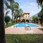 SWIMMING_POOL Classic Villa in Floridia With Fenced Garden