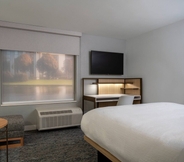 Bedroom 3 TownePlace Suites by Marriott New York Brooklyn