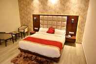 Kamar Tidur Hotel Aakriti Clarks Inn Express