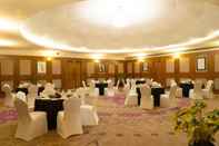 Functional Hall Classic Grande Imphal - A Member of Radisson Individuals 