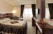 Bedroom 7 Grand Verda Hotel